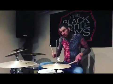 Romzy x Prod. Acekeyz - ‘Tracky & Sliders’ - @Scottthedrum studio session