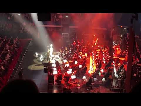 Andrea Bocelli sings "Miserere" with Zucchero at Hartford Connecticut.