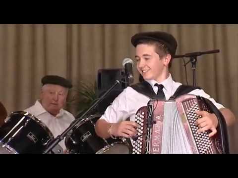 La marche des brocanteurs par l' Orchestre  Etienne DENORMANDIE