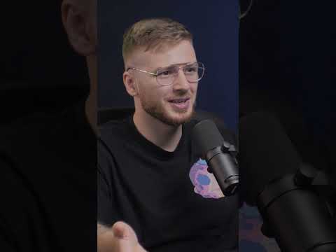 Атака Титанов лучшее аниме в истории человечества?