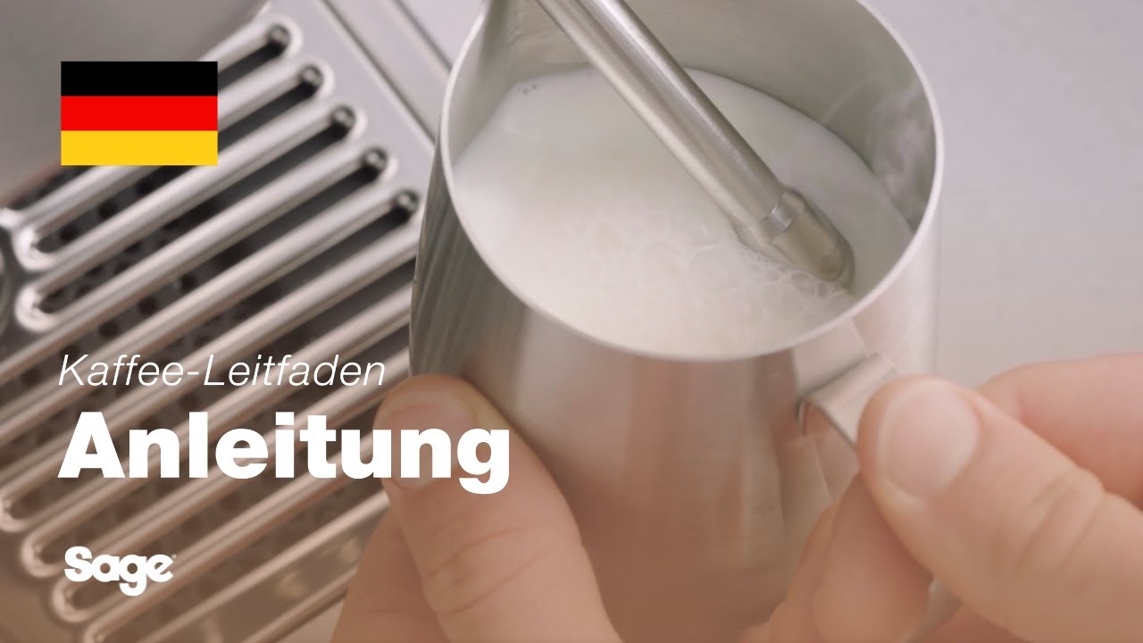 Manuelles Aufschäumen von Milch