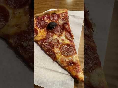 Este restaurante serve a pizza mais autêntica de Nova York