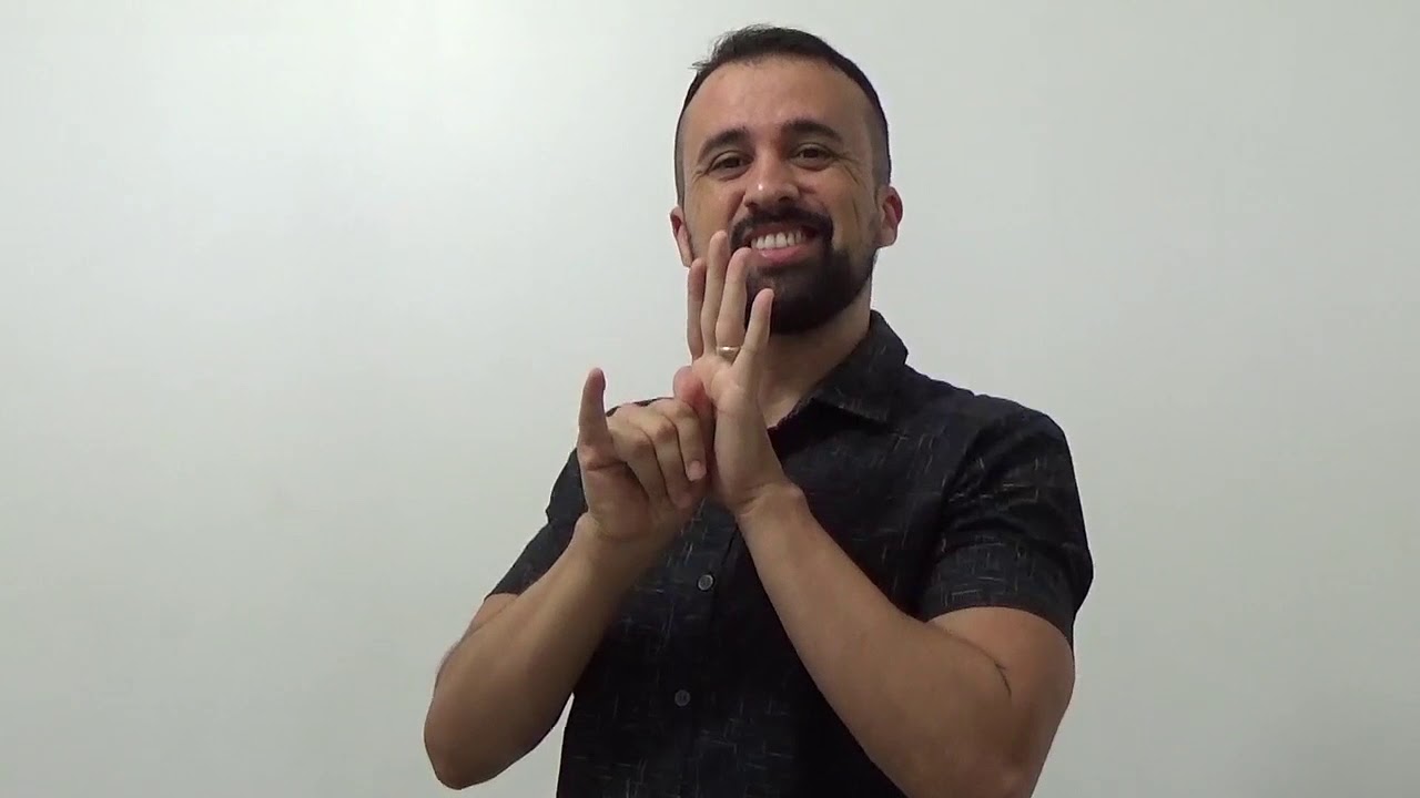 AULA 1 - EDUCAÇÃO E DIVERSIDADE CULTURAL - LETRAS LIBRAS