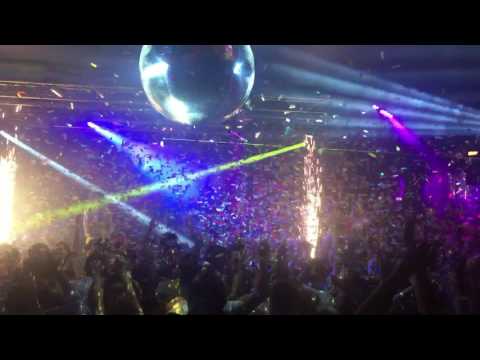 Balloon drop at Infernos, Clapham