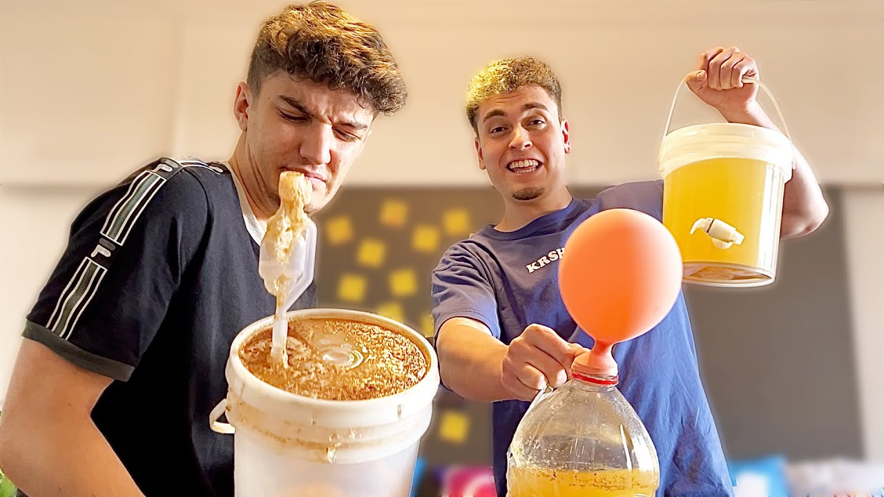 On Fabrique Notre ALCOOL et on le Goute (Recette Hydromel, jus de fruit, fermentation)