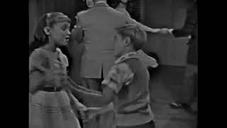 The Lennon Sisters - Don&#39;t Go Home My Little Darling 1957