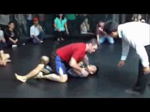 SYNERGY ELITE - Forrest Griffin (UFC) vs Fransino Tirta (Indonesian #1 MMA Fighter)