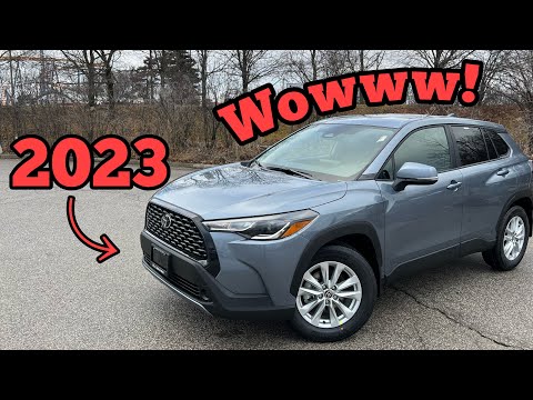 FIRST LOOK! 2023 Toyota Corolla CROSS LE review and changes!