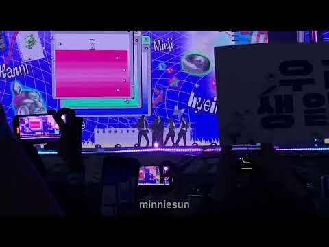 newjeans - hybe boy at kcon saudi arabia 2022