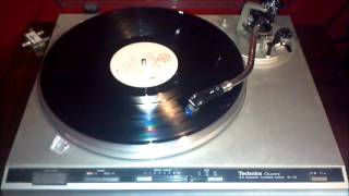 The Doobie Brothers - Keep This Train A-Rollin LP (Vinyl)