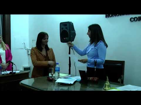 Prof. Andrea Acosta Presidenta del Concejo Deliberante