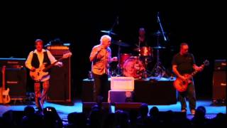 Guided By Voices- These Dooms / Table at Fool's Tooth, Live at The Paramount in Huntington, NY