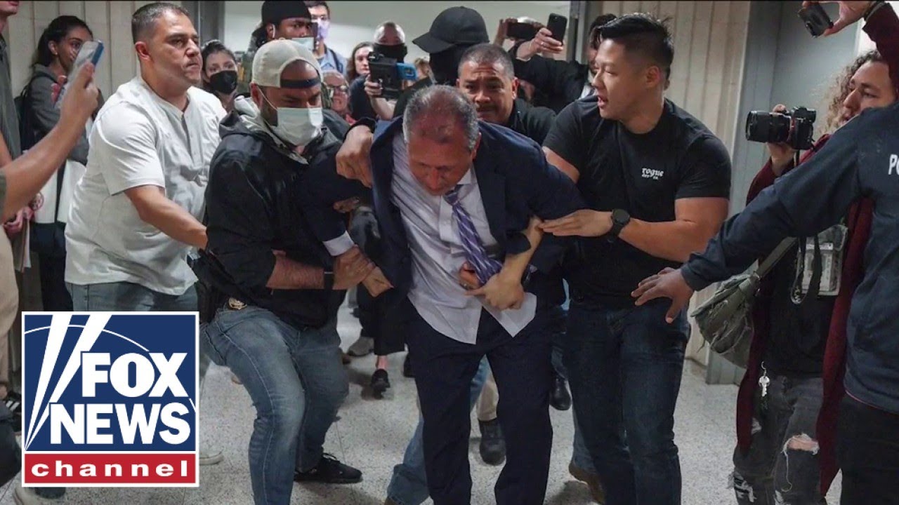 Dems MOCKED for seeking '15 minutes of fame' after mayoral candidate arrested