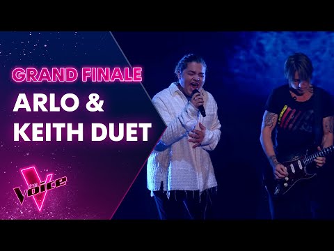 Grand Finale: Arlo Sim and Keith Urban sing Heroes by David Bowie