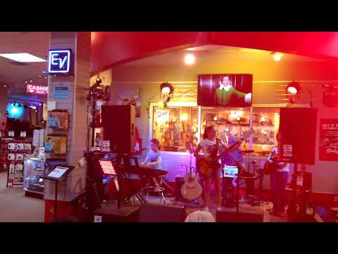 Triple Triggers First Open Mic 2017-12-13 at Sam Ash singing Survive