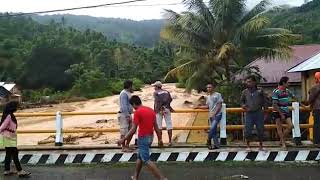 preview picture of video 'Indonesia berduka Bencana banjir bandang di kabupaten Buol, Provinsi Sulawesi tengah'