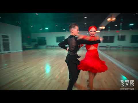 Leo Kolmykov & Katya Storchevaya Samba