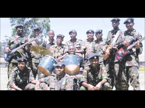 Maroon Commandos - Wazazi Wako Wamenikataa