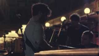 Foals &quot;Late Night&quot; : Converse EMPTY SPACE #1