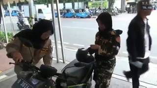 Download lagu Banser wanita cantik Jaga misa paskah mp3 Download lagu Banser wanita cantik Jaga misa paskah mp3