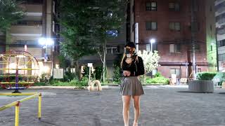 夜の公園で自撮りしてみましたぁ（ *´艸｀)