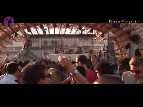 Mark Reeve - Daybreak on Mars [played by Robert Dietz & Reboot]