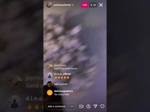 Polo Boy Shawty plays beat