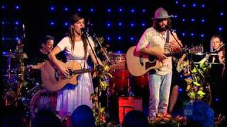 Angus and Julia Stone-"Here we go again" in High definition video