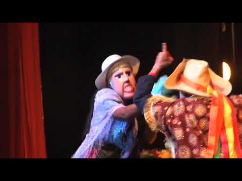 15  Rondalla de Marimba de Arco:El Viejo y la Vieja