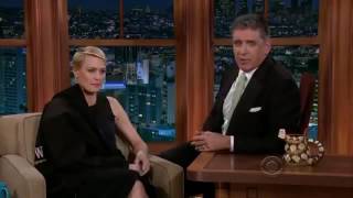 Робин Райт в гостях у Крейга Фергюсона. Шоу "Поздно Ночью" (ноябрь, 2016)