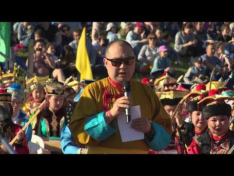 700 Домбристов