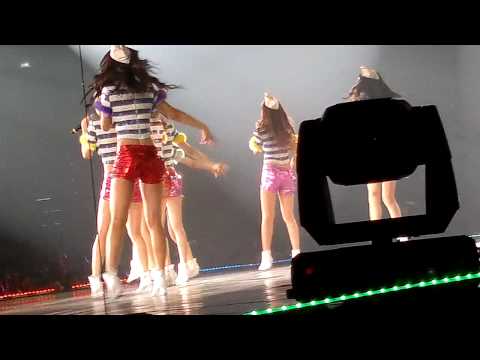 12022012 snsd gee in bkk (cam)
