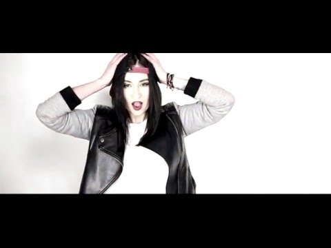 CINOL X HUGIZ - W Taki Dzień Jak Ten [WYPRZEDZAMY CZAS ep] OFFICIAL VIDEO HD