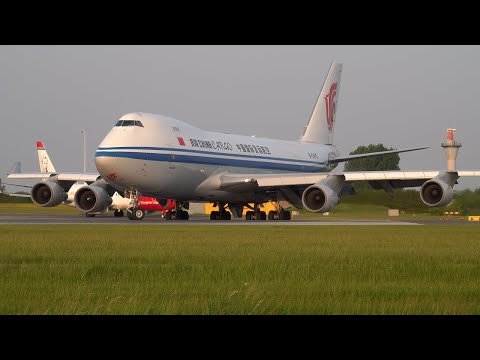 (4K) - Amsterdam Schiphol Airport - Planespotting at sunset untill midnight - B747 B777 B787 A330