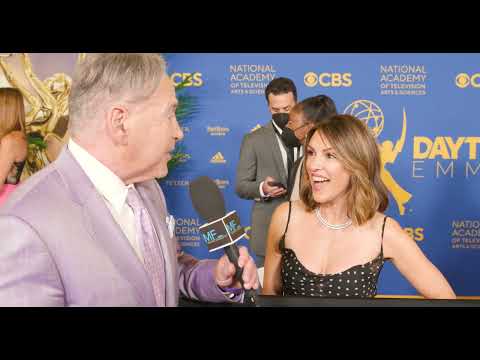 Elizabeth Hendrickson Interview - The Young and the Restless - 49th Daytime Emmys