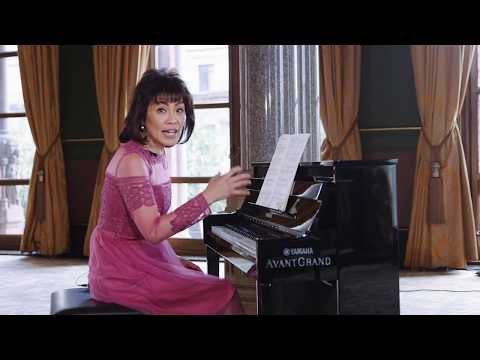 Noriko Ogawa Piano Lesson on Chopin 'Minute' Waltz Op 64 No 1
