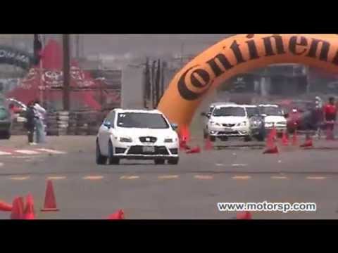 Autocross Cadepor 6ta fecha - autos del 65 al 78