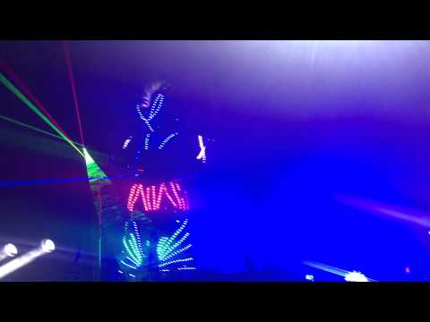 Outer Signal Live @ Sonic Circus YOYO 13/06/2015 PARIS ( With Humanoid Robot )