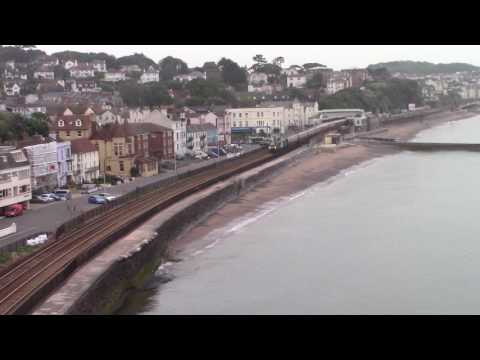 68016 'Fearless' and 68017 'Hornet' on Nortern Belle at Dawlish & Cockwood Harbour on 4/5/16