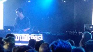 Kubbi - Ember - Live at Eindbaas Ekko Utrecht 2016.09.30