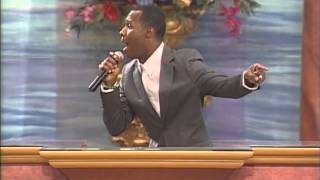 Micah Stampley I believe (LIVE)