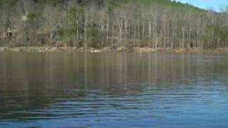 preview picture of video 'Presa Del Yadkin River North Carolina'