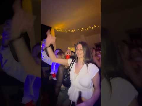 Was geht Berlin? 🤪 #berlin #hausparty #homeparty #party