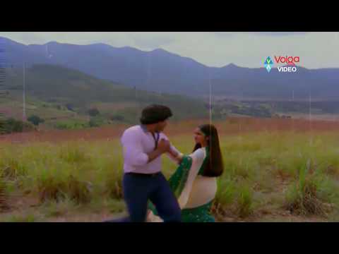 Abhilasha Songs - Urakalai Godavari - Chiranjeevi, Radhika Sarathkumar
