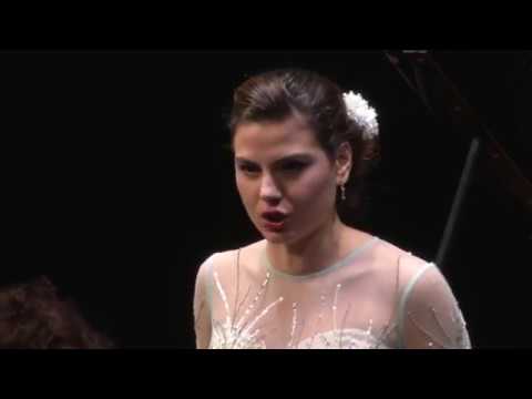 Serena Sáenz al Concert Final 55 Concurs Tenor Vinas