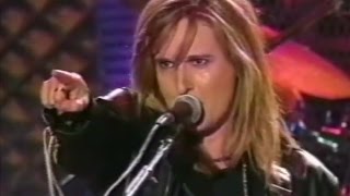 Melissa Etheridge rocks out with Be my baby, Love Child, Leader of the pack | 9-2-1995