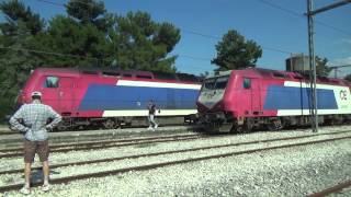 preview picture of video 'Adtranz DE2000 locomotive gets attached to southbound IC trains at Domokós station'