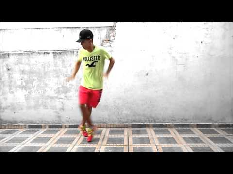 MC Crash - Romano Diferenciado ( Fezinho Patatyy ) ♫