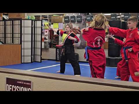 Taekwondo - Reverse Horizontal Elbow Attack