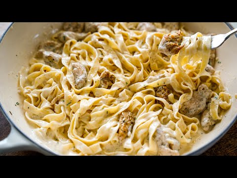 Chicken Alfredo! Best Chicken Fettuccine Alfredo Pasta Recipe!